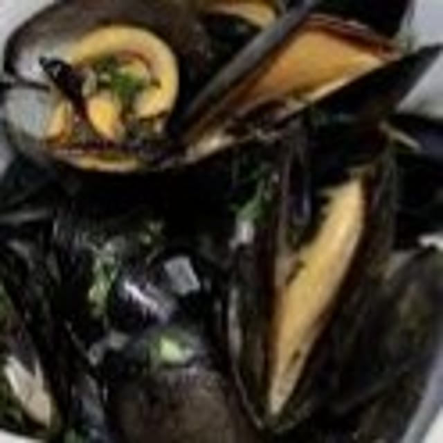 Mussels Steamed.